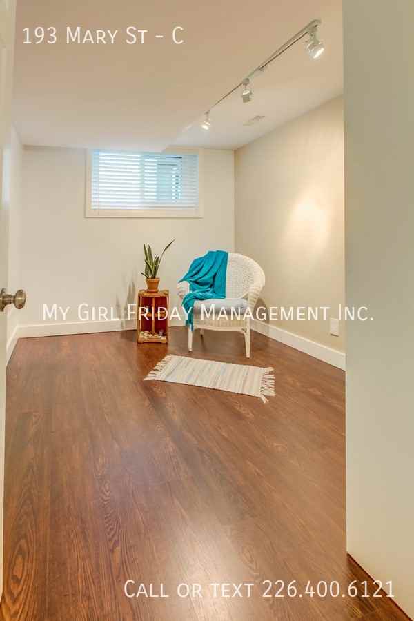 193 Mary St #C - Photo 2 of 7