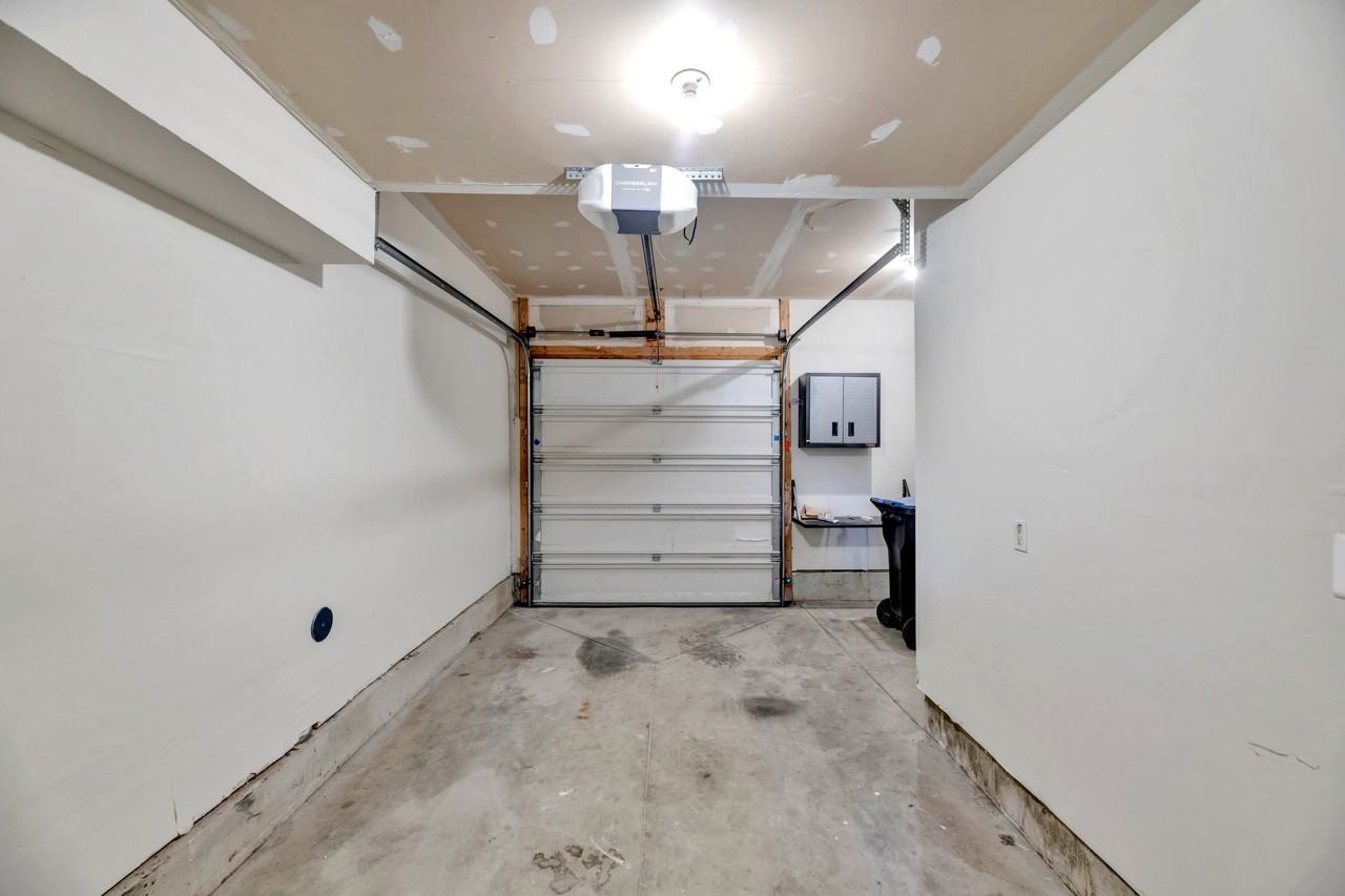 4287 S Capitol St Sw - Photo 3 of 18