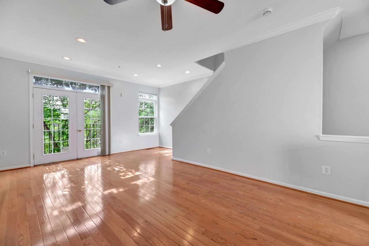 4287 S Capitol St Sw - Photo 5 of 18