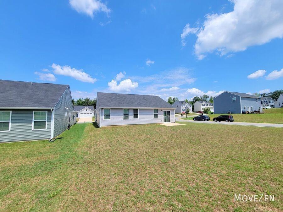 201 Ingram Ct - Photo 2 of 36