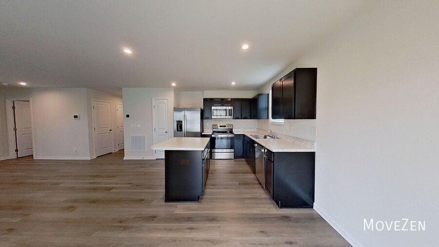 201 Ingram Ct - Photo 3 of 36