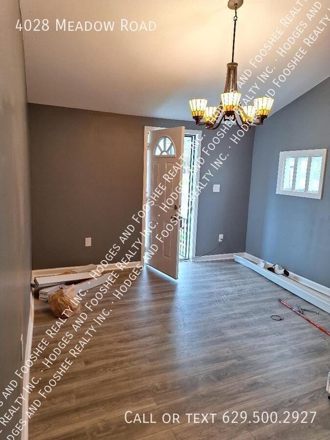 4028 Meadow Rd - Photo 3 of 9