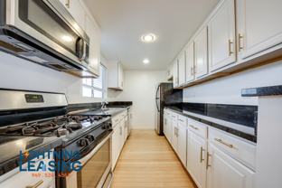 1033 1/2 3rd St #105D - Photo 1 of 1