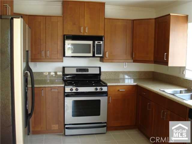 1519 W 208th St #103-103 - Photo 3 of 4