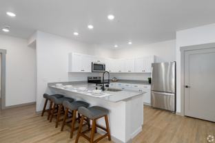 102 E Farwell Rd #322 - Photo 1 of 1