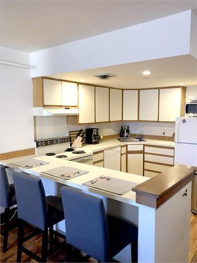 The Counting House Apartments - Photo 2 of 21