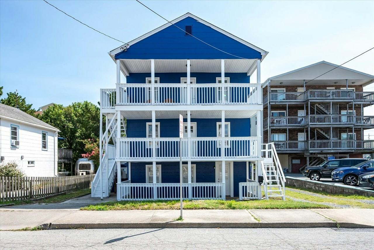 11 43rd Street, Unit 1 - Photo 2 of 7