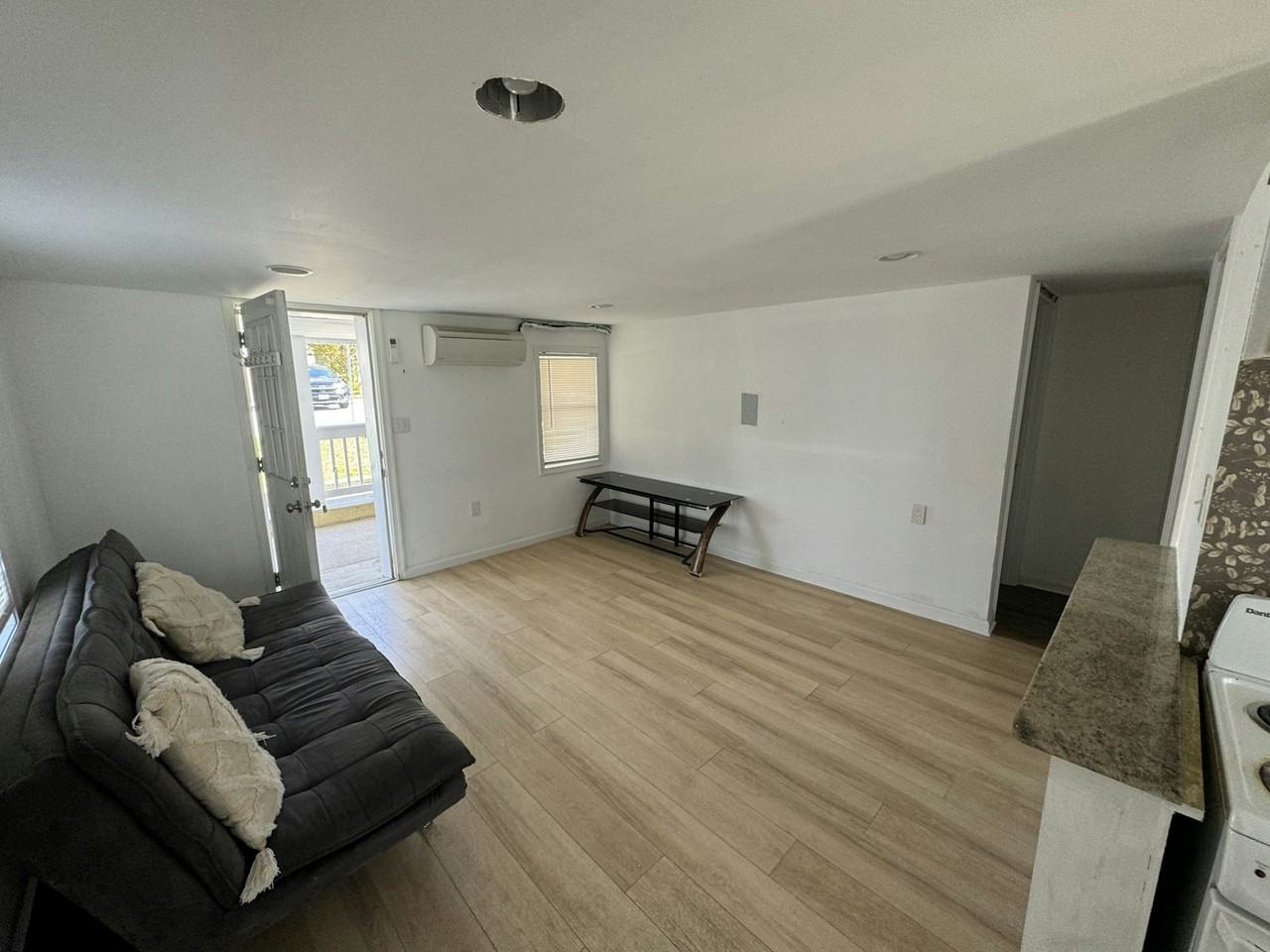 11 43rd Street, Unit 1 - Photo 6 of 7