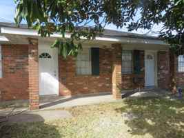 featured image of 2000 Lena Dr