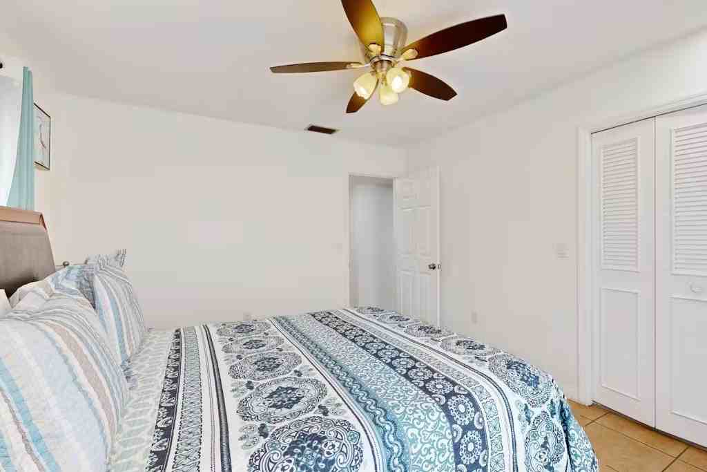 4017 Audubon Drive - Photo 2 of 23