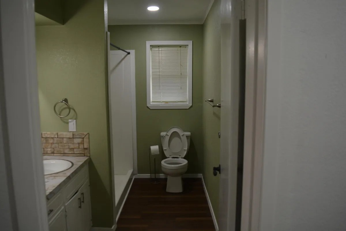 306 East Cook Street - Photo 7 of 25