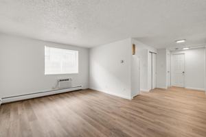 featured image of 1325 Idalia Ct