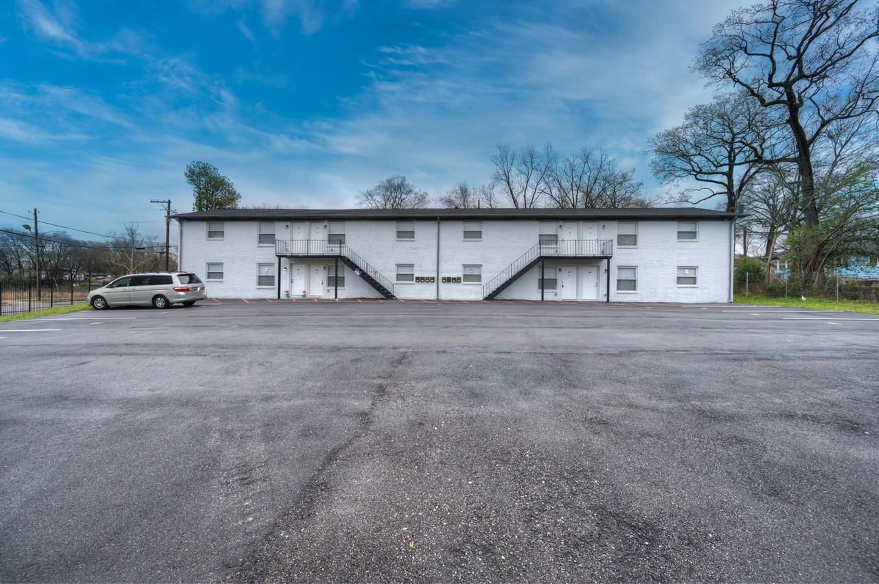 3311 16th Avenue North - Photo 3 of 21