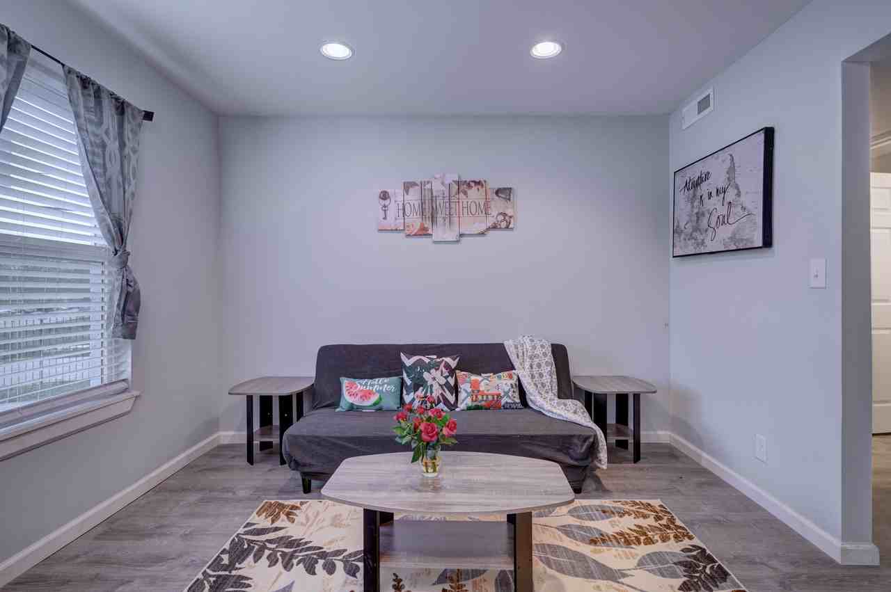 3311 16th Avenue North - Photo 5 of 21