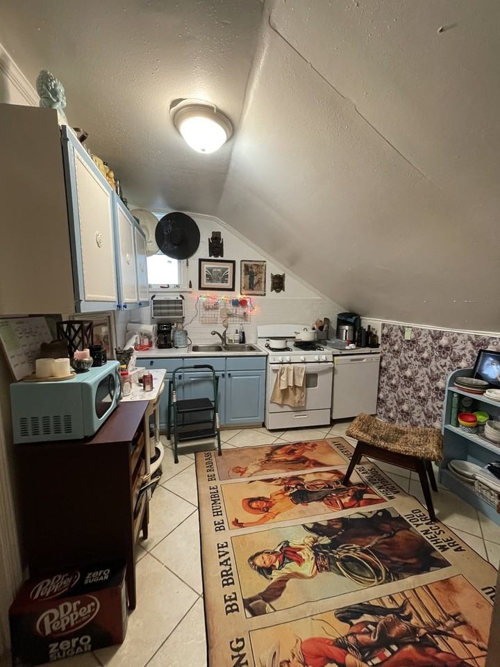 4316 Baronne St. - Photo 4 of 37