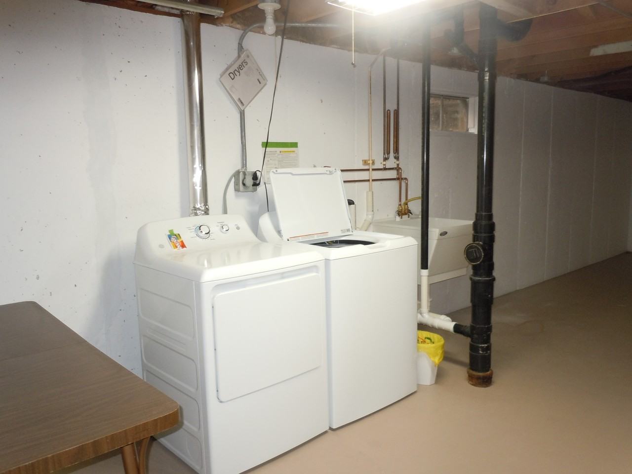 Fond du Lac 254 Bayberry - Photo 5 of 11