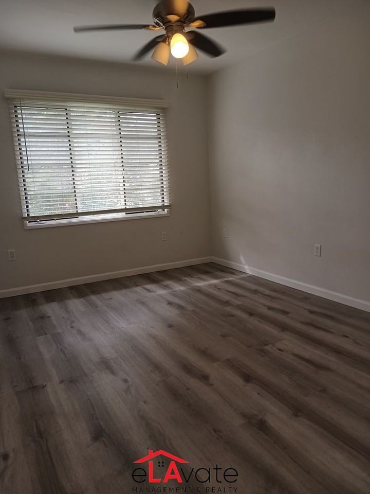 4064 Abourne Rd. - Photo 3 of 8