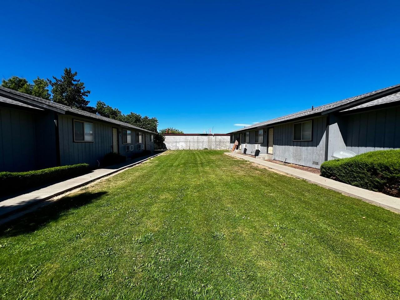 4803 Bonnie Ln - Photo 2 of 20