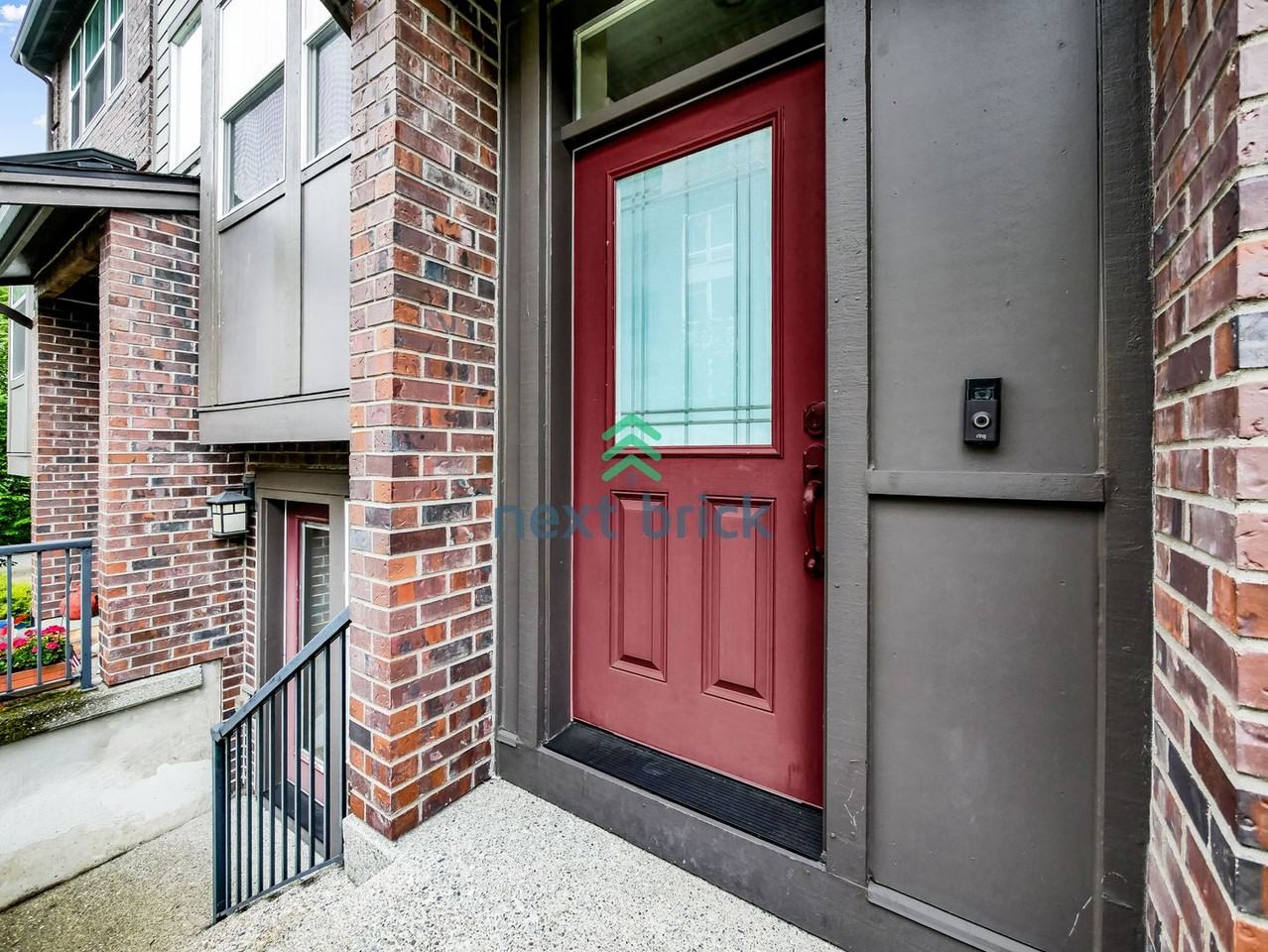 972 Ne Discovery Dr - Photo 3 of 22