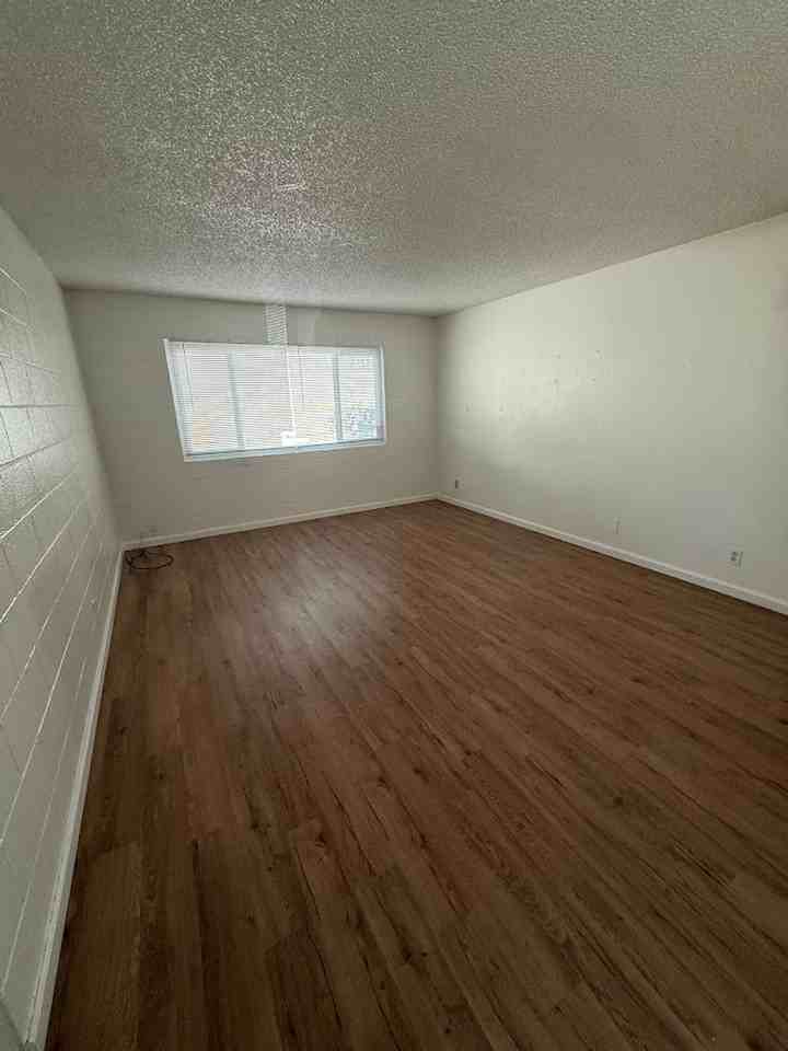 2363 Patton Dr - Photo 4 of 4