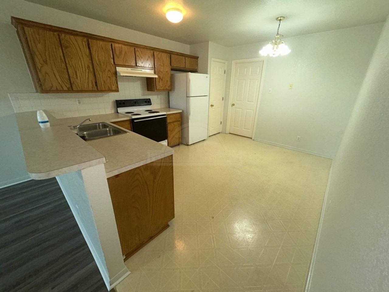 1011 Industrial Avenue - Photo 6 of 15