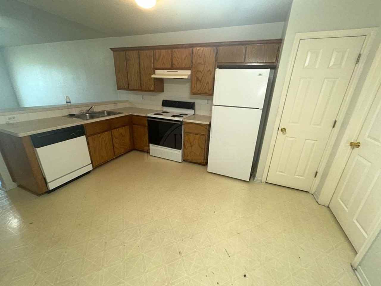 1011 Industrial Avenue - Photo 7 of 15