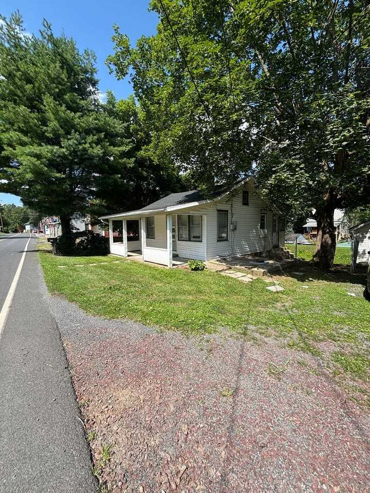 2135 S Delaware Dr - Photo 3 of 19