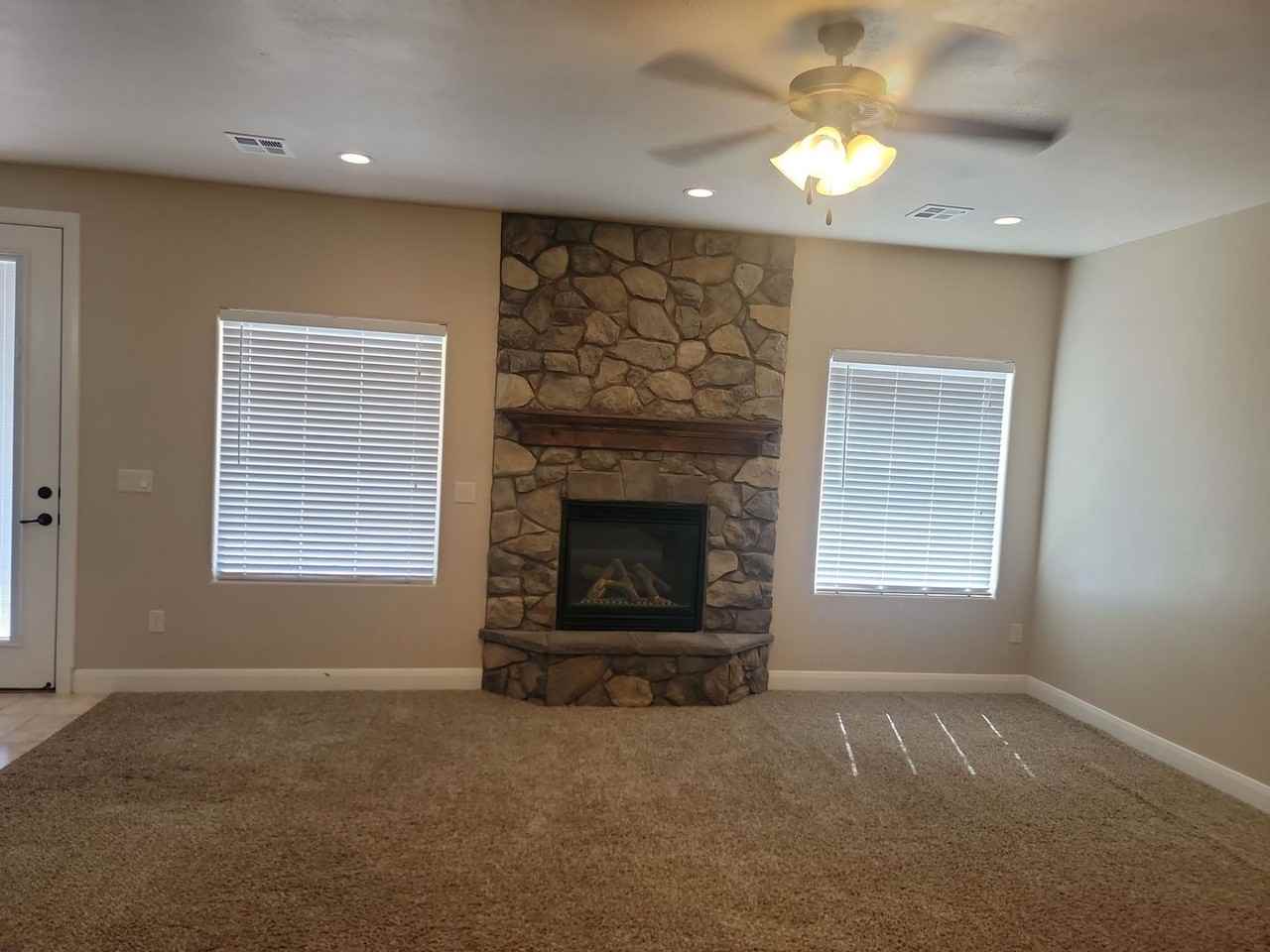 2569 S 240 W - Photo 3 of 46