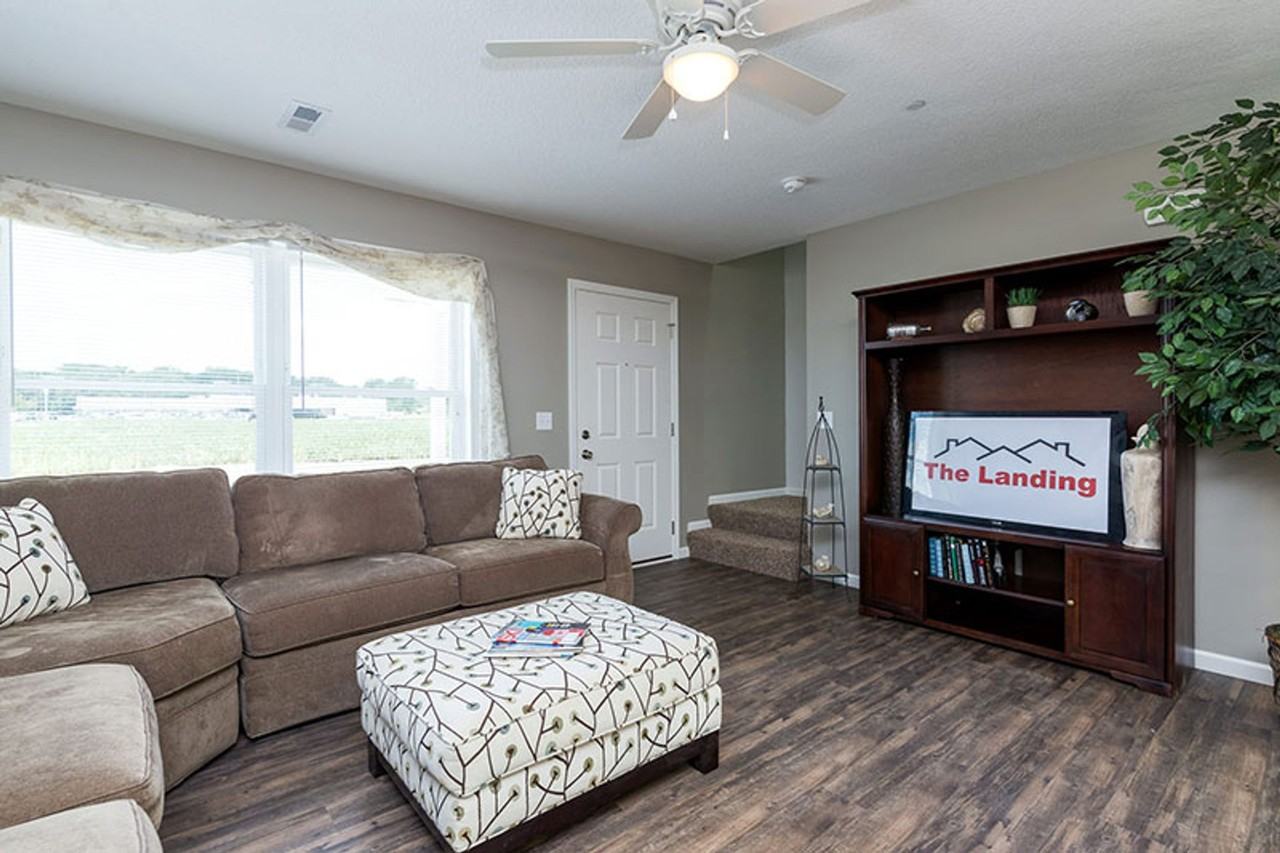 The Landing of Clinton - Photo 4 of 24