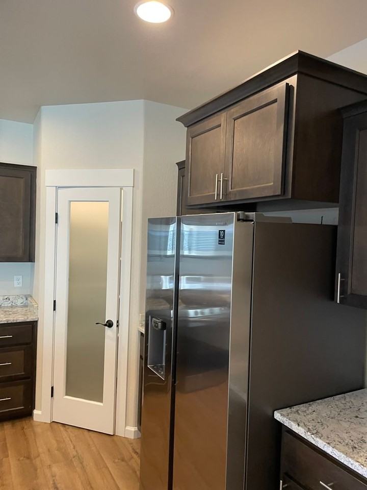 1679 S Columbus Ave - Photo 7 of 30