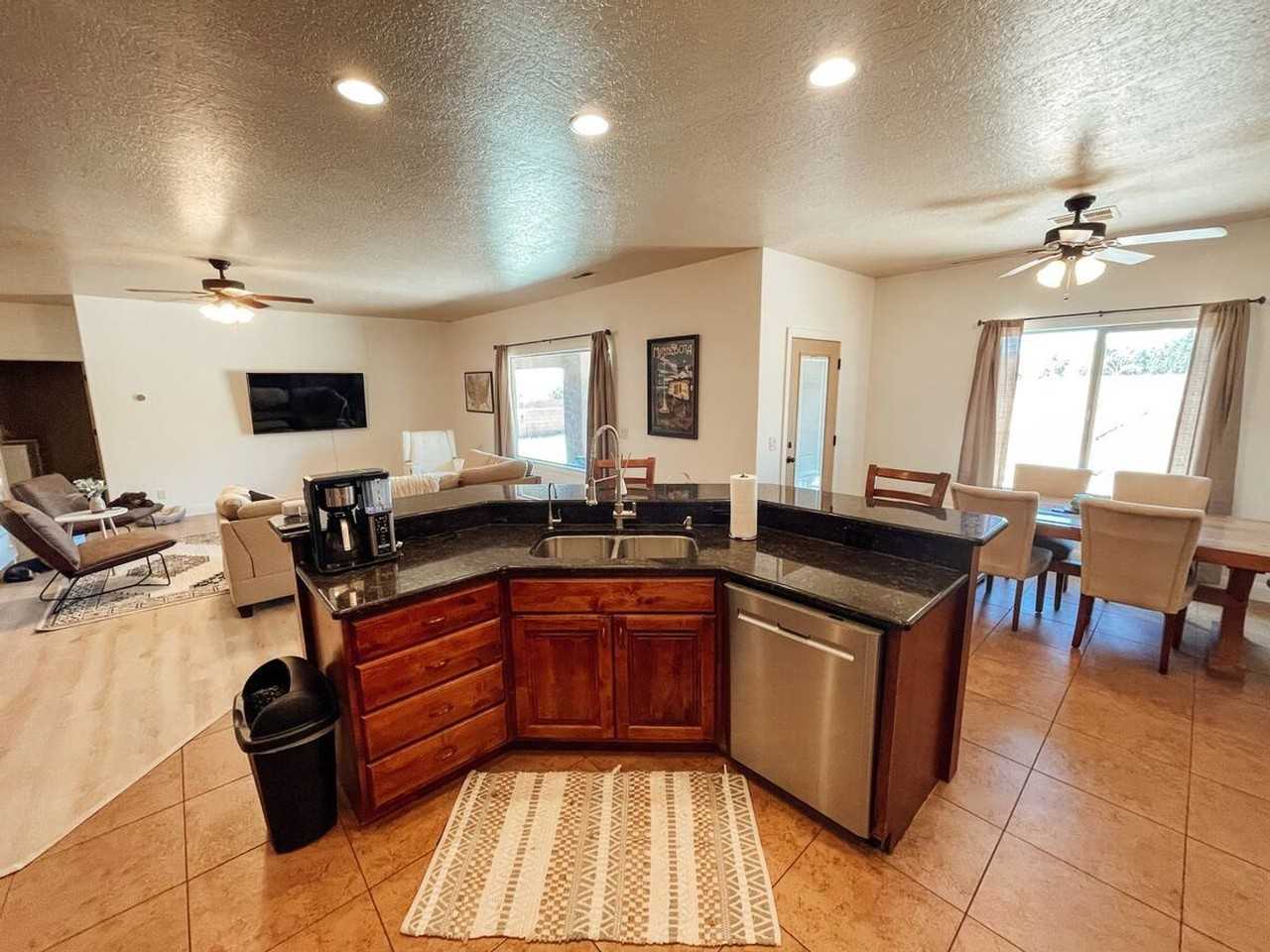 1173 E Big Pinion Ln - Photo 5 of 32