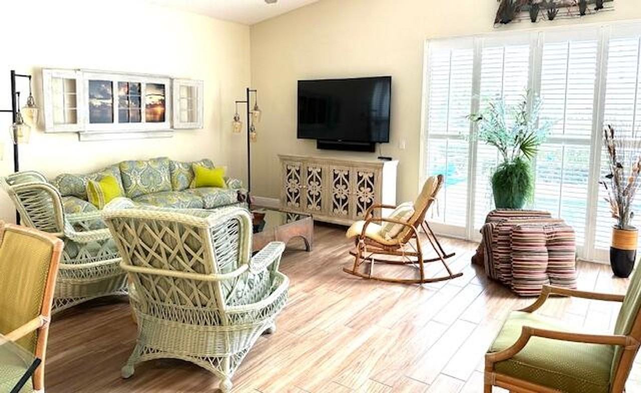 1970 Corsica Dr - Photo 3 of 21