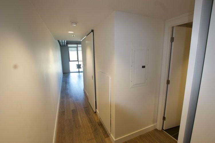 1065 Barrington St - Photo 2 of 17