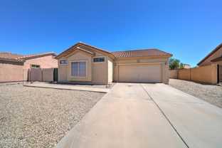 8900 E Rainier Dr - Photo 1 of 1