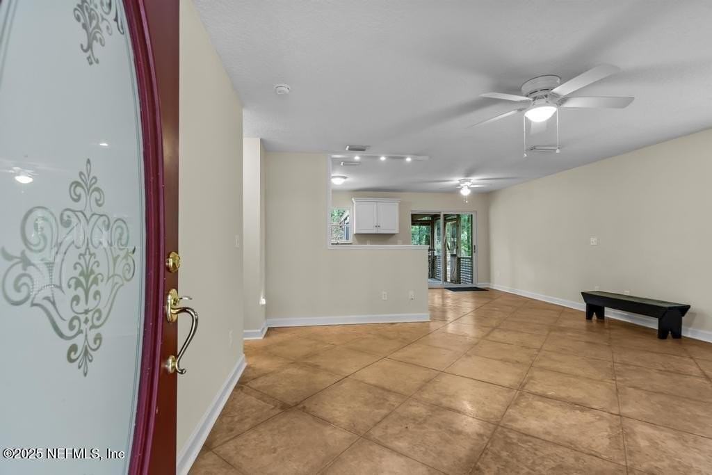 8223 Hardwood Landing Rd - Photo 7 of 36