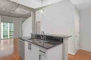 250 Pharr Rd Ne #1602 - Photo 1 of 1