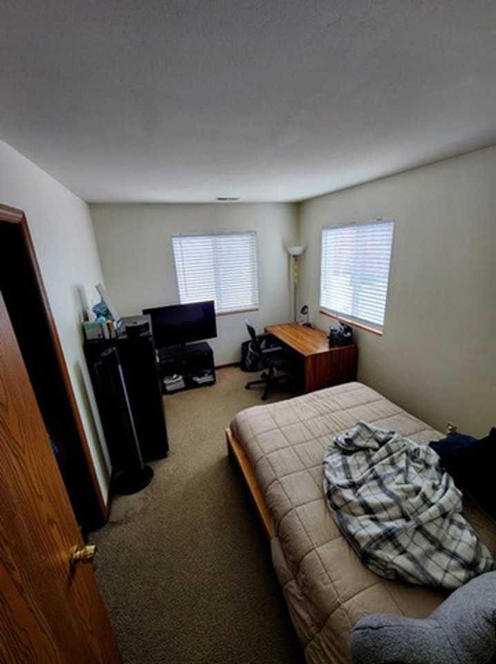 3369 & 3377 N Oakland Ave - Photo 6 of 10