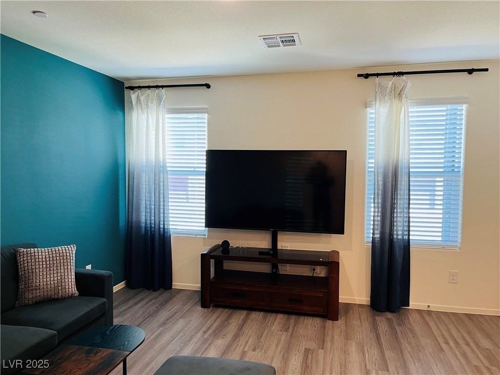 4862 Orchid Ridge Ave - Photo 7 of 48