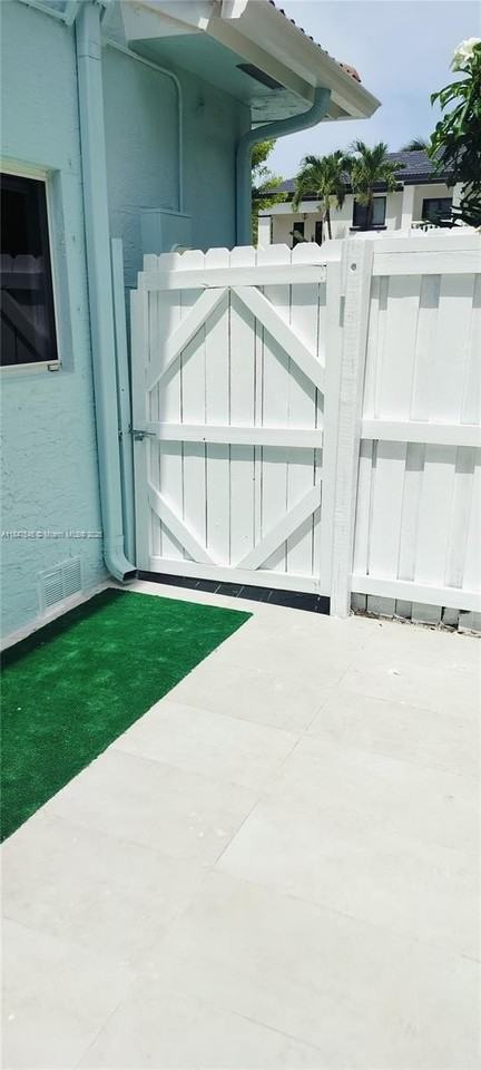 14552 Sw 158th Ct #01 - Photo 3 of 20