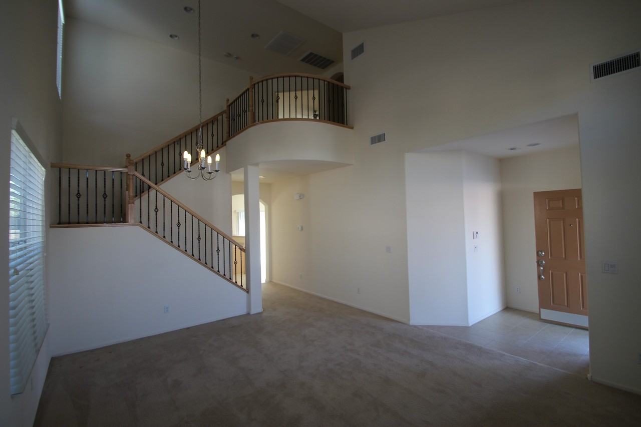 7285 Anembo Ave - Photo 2 of 12