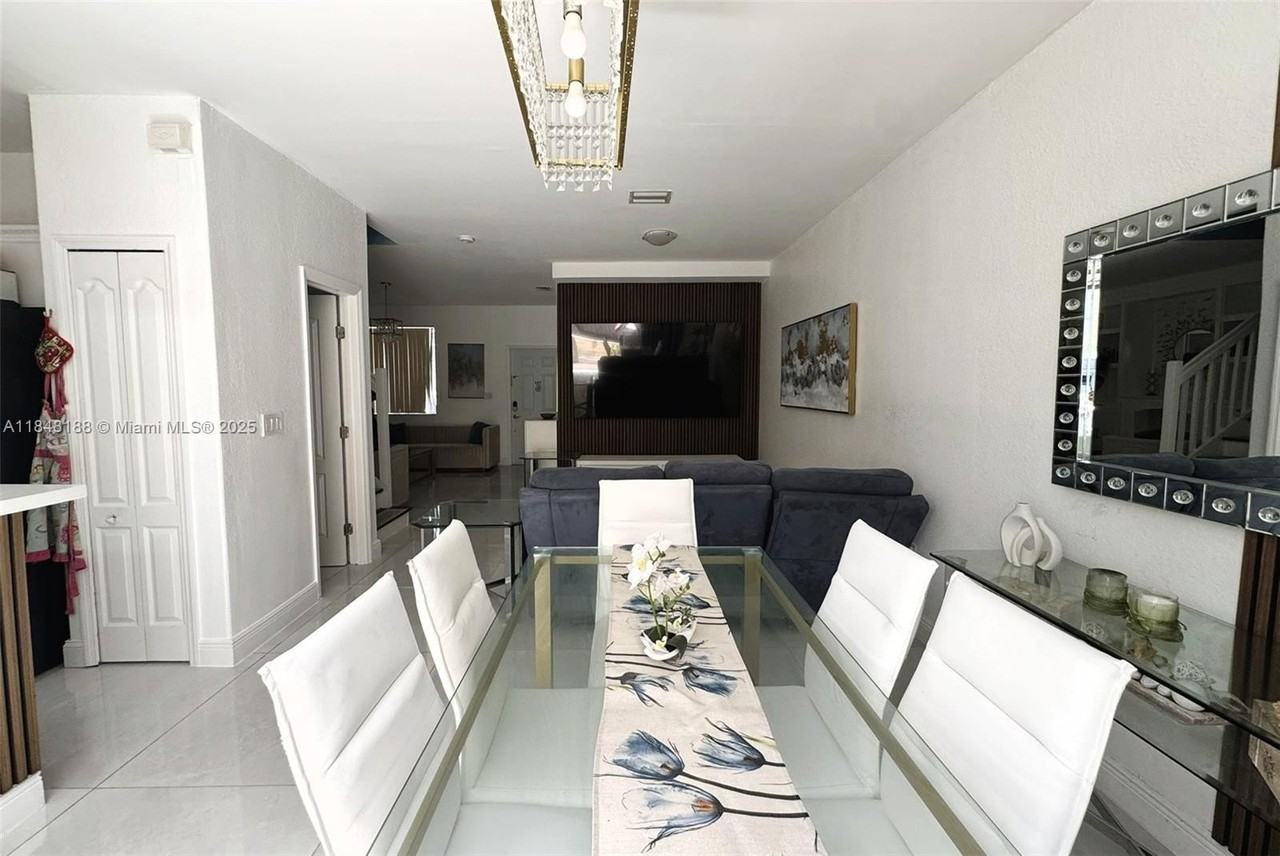 7020 Nw 177th St #B102 - Photo 7 of 20