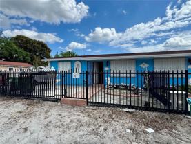 3121 Nw 103rd St #4 - Photo 1 of 1