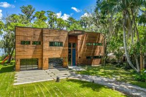 featured image of 3807 S Semoran Blvd