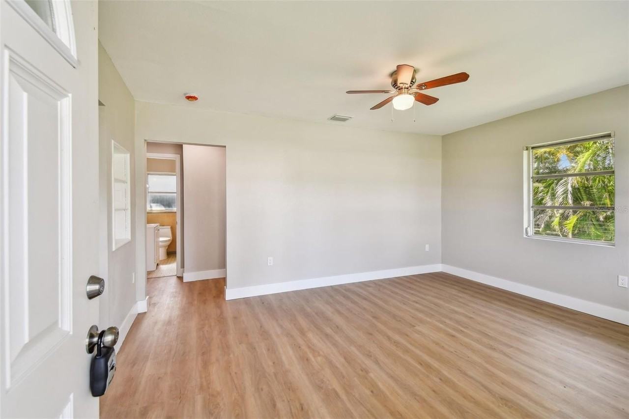 951 Lantana Ave - Photo 2 of 47