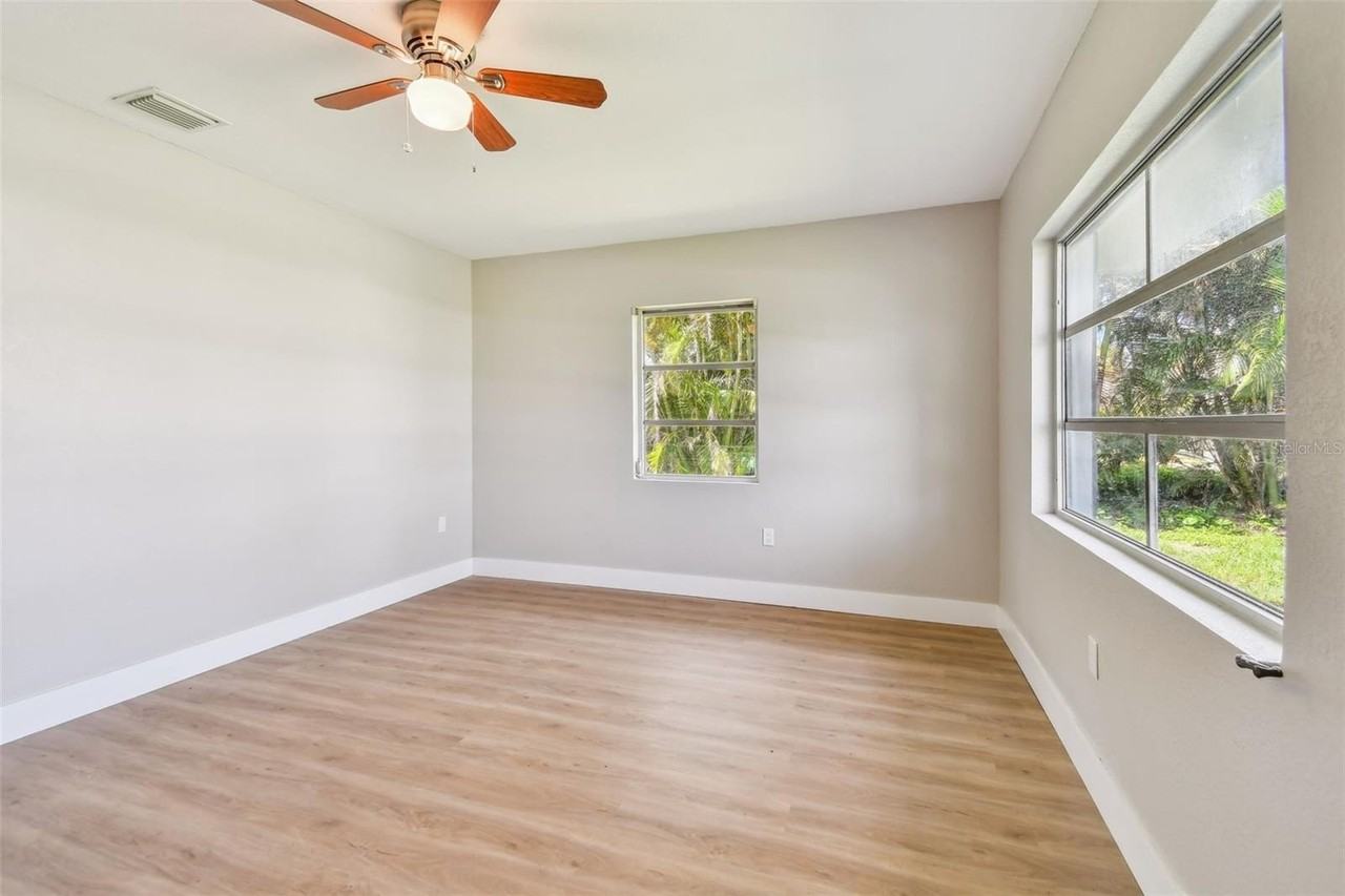 951 Lantana Ave - Photo 3 of 47