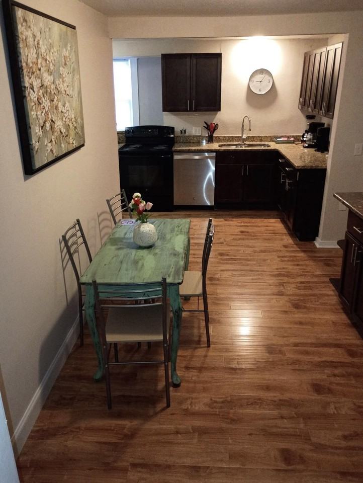 N 15th St - Photo 2 of 6