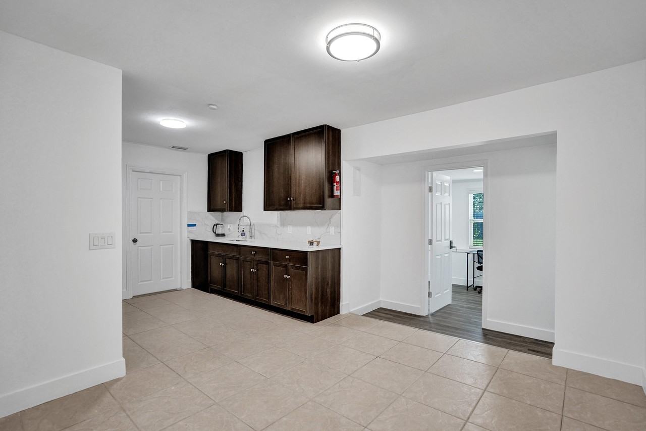 Ne Solida Cir - Photo 2 of 31