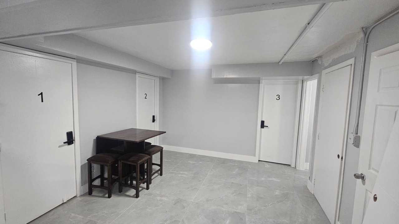 Nw 16th St - Photo 2 of 6