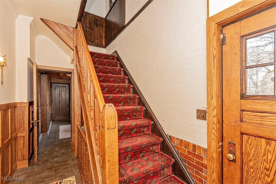 10 E Hanna Ln - Photo 2 of 21