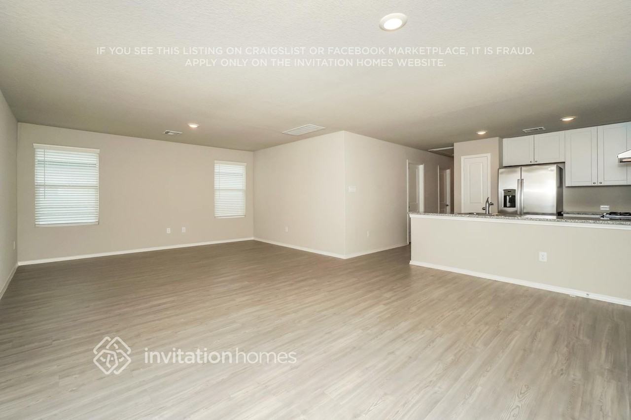 13719 Bucket Way - Photo 4 of 20